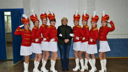 Керівник народного ансамблю танцю «Нива» святкує ювілей