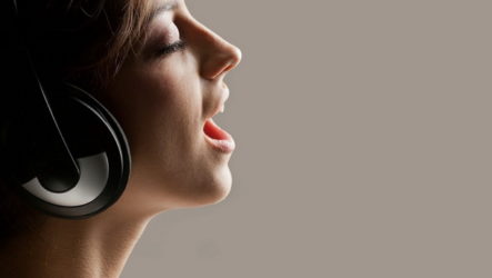5 простих рецептів для зміцнення голосу