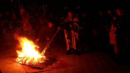 Традиції вірменського свята Трндез