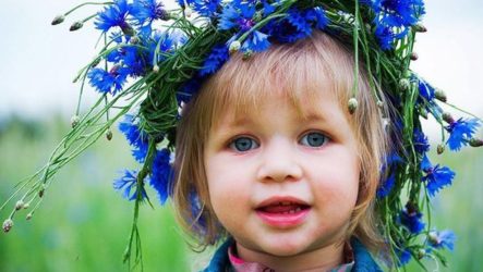 Хто вміє віночок вити, той вміє життя любити
