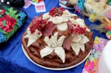 Весільні традиції українців: традиційний коровай