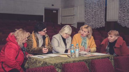 Обласний огляд сільських театральних колективів розпочався