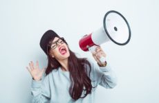 Рекомендації для співаків: як не перевантажити та не втратити голос