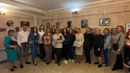 Відкрили персональну виставку Олени Міщенко «Звичайна вовна – незвичайні речі»