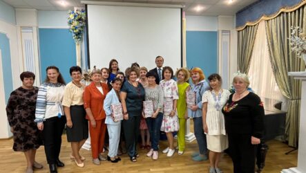 Відкрили обласну виставку «Диптих – ART: Квіткова Україна»
